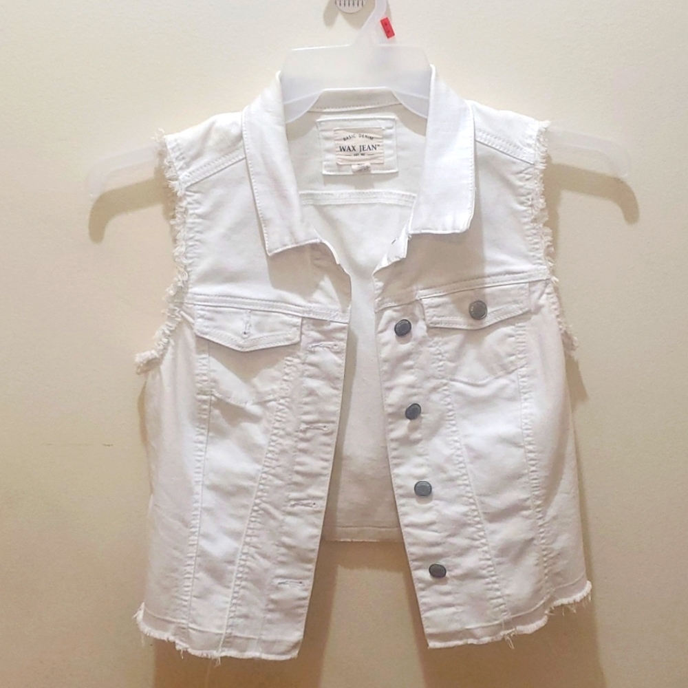 No sleeve off white Jean jacket